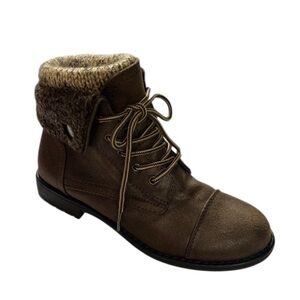 Cliffs by White Mountain Duena Combat Boots